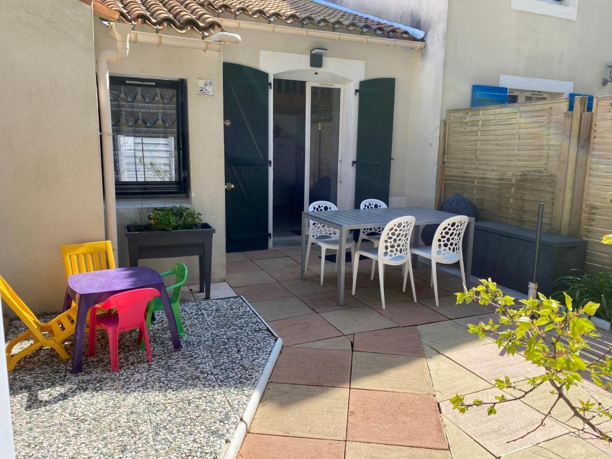 Maison Dans Les Dunes Barbatre Exterior photo